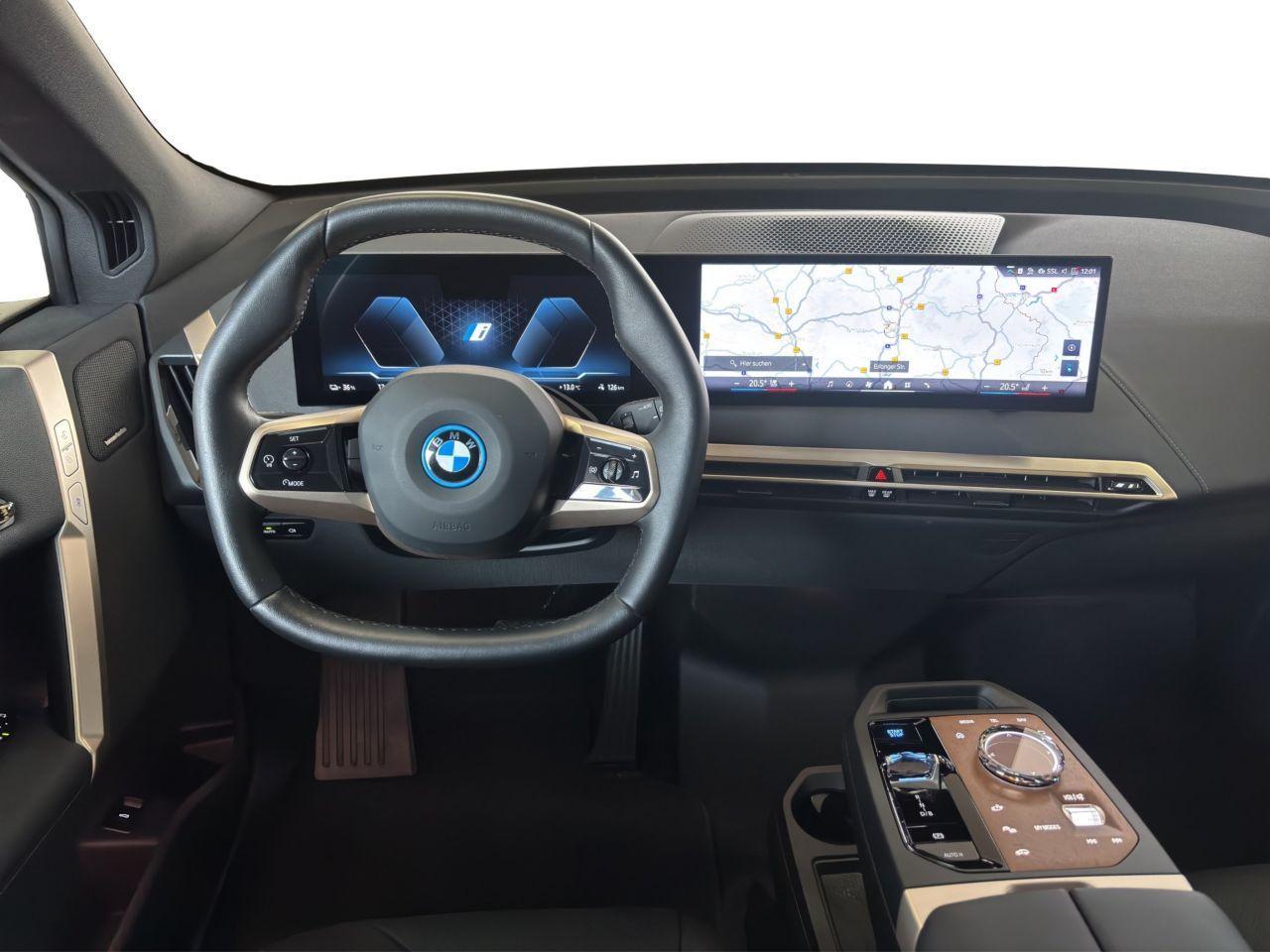 BMW iX xDrive50