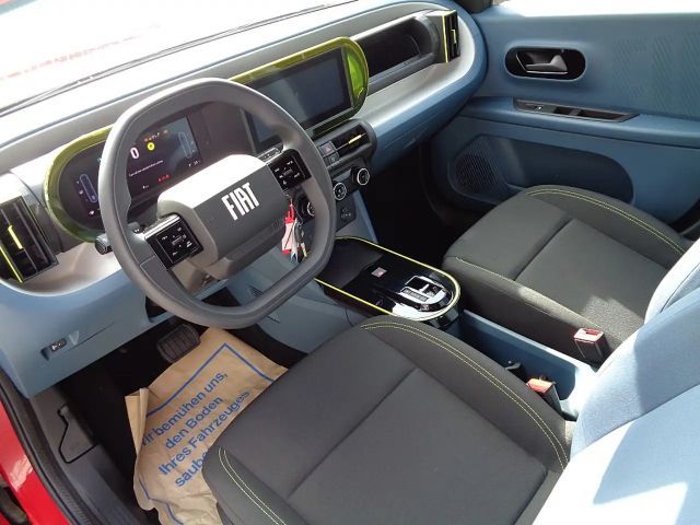 Fiat Grande Panda Hybrid 100 6-Gang eDCT Icon