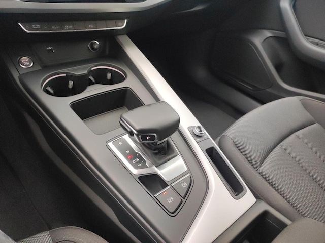 Audi A4 40 TFSI Avant S-Tronic