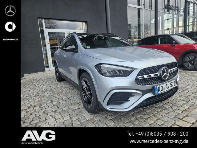 Mercedes-Benz GLA 200 AMG Line