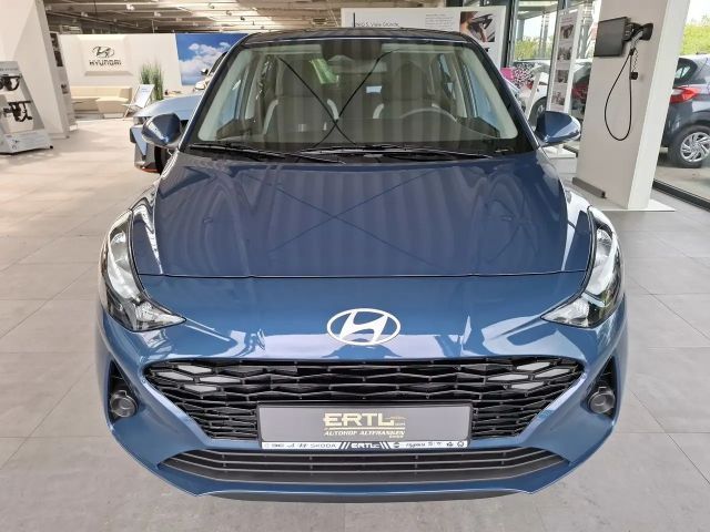 Hyundai i10 1.0 2WD Trend
