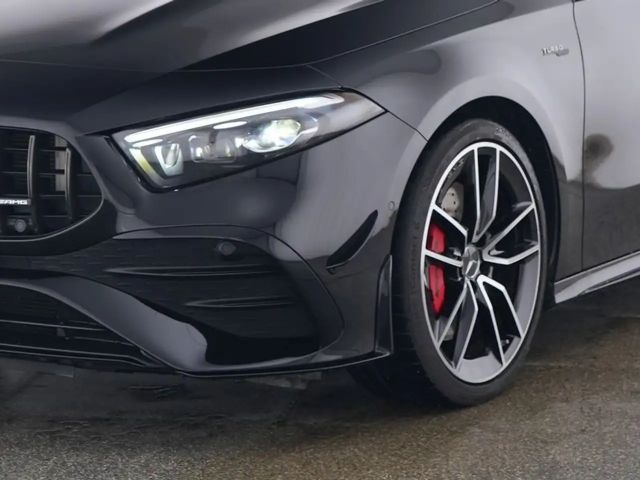 Mercedes-Benz A 35 AMG AMG Line
