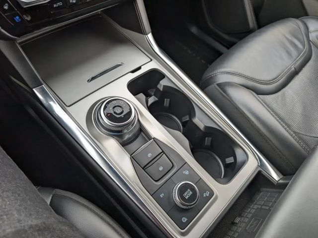 Ford Explorer Platinum Plug in Hybrid