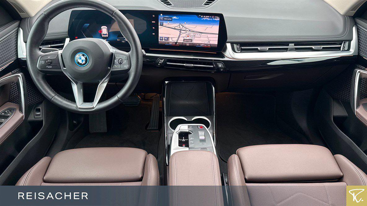 BMW iX1 xDrive30