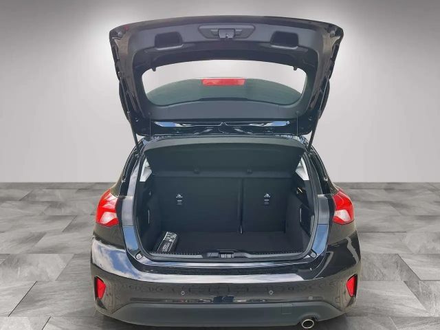 Ford Focus Cool & Connect