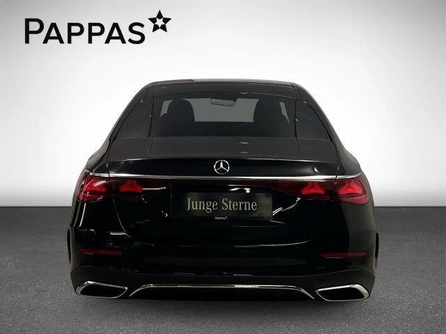 Mercedes-Benz E 220 4MATIC E 220 d Sedan