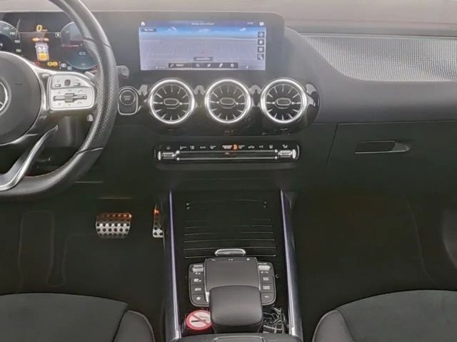 Mercedes-Benz EQA 250 AMG Line