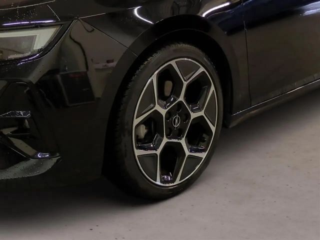 Opel Astra Sports Tourer Ultimate