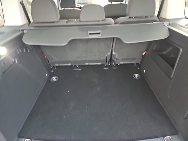 Volkswagen Caddy 2,0 TDI NAVI ALU SHZ KAMERA PDC CLIMATRONIC