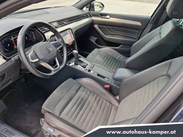 Volkswagen Passat DSG Elegance Elegance Variant