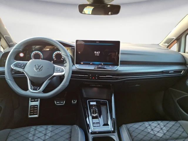 Volkswagen Golf 1.5 eTSI DSG R-Line Variant