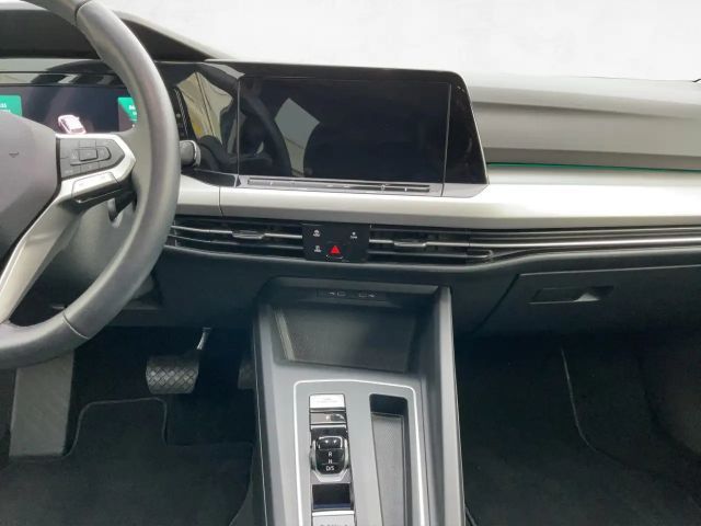 Volkswagen Golf 2.0 TDI DSG Life Variant