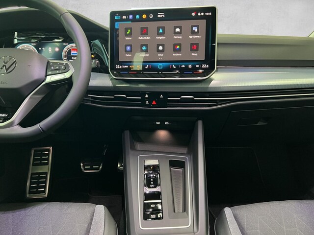 Volkswagen Golf 1.5 eTSI DSG