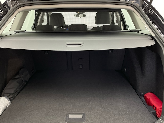 Volkswagen Golf 1.5 eTSI DSG Life Variant