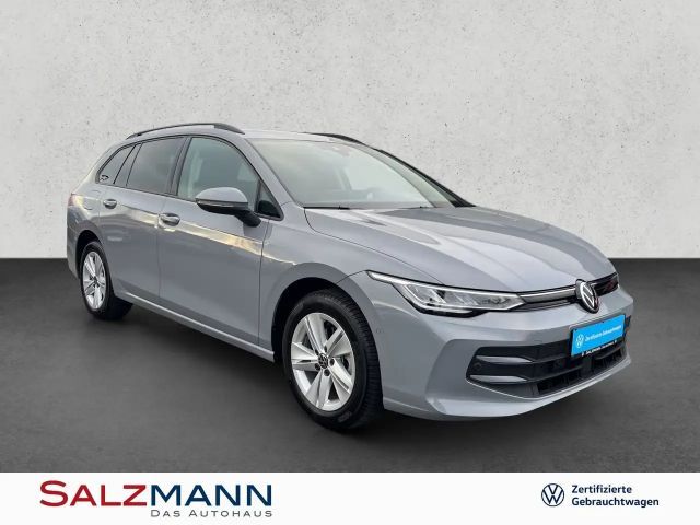Volkswagen Golf 1.5 eTSI DSG Golf VIII Life