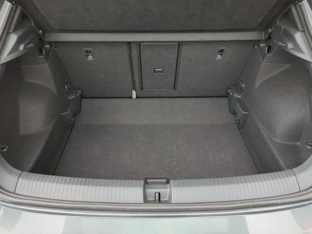 Volkswagen T-Roc 1.5 TSI DSG R-Line