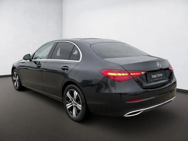 Mercedes-Benz C 200 4MATIC AVANTGARDE Sedan