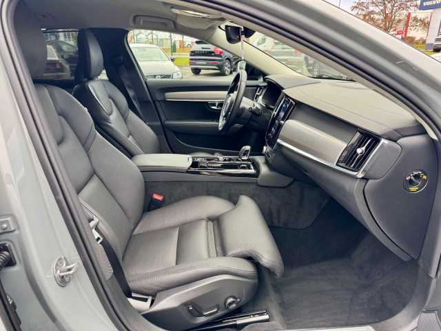 Volvo V90 AWD Dark Plus Recharge T6