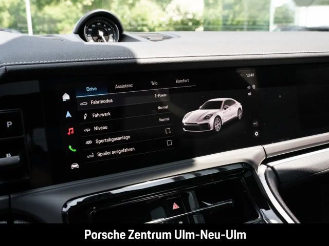 Porsche Panamera 4 E-Hybrid