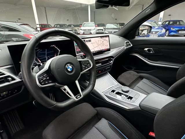 BMW 330 330d M-Sport Touring xDrive