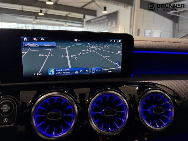 Mercedes-Benz CLA 200 AMG Line Coupé