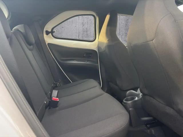 Toyota Aygo X 1.0 VVT-i Business Hatchback