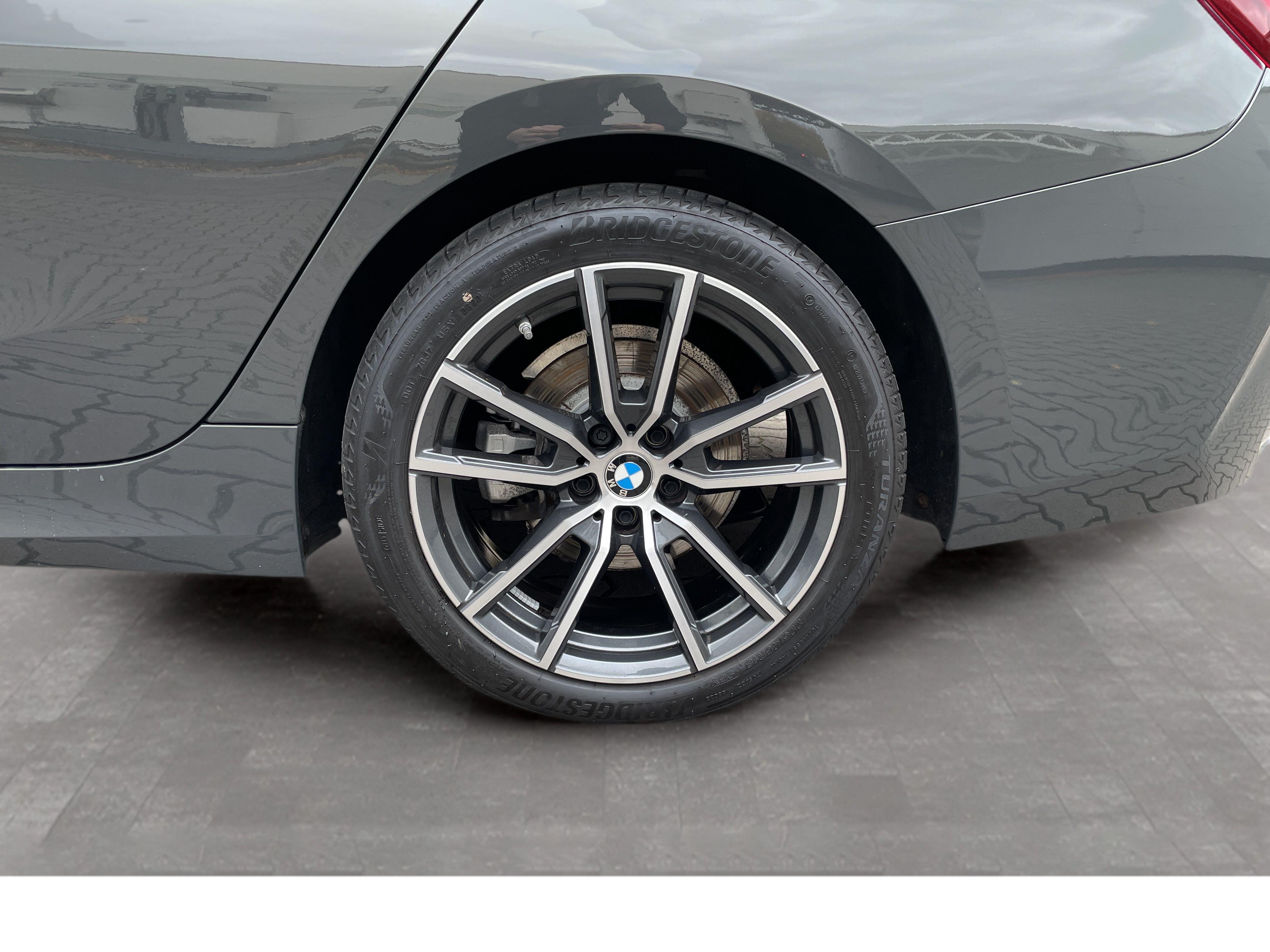 BMW 320 320i Touring