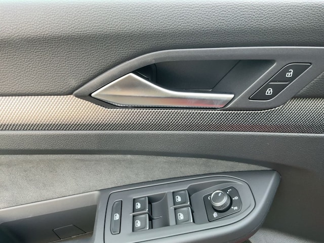 Volkswagen Golf 2.0 TSI DSG GTI IQ.Drive