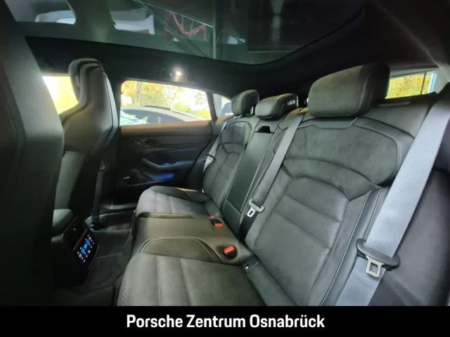 Porsche Taycan GTS Sport Turismo