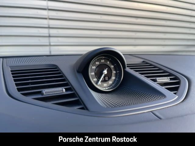 Porsche Panamera 4 E-Hybrid