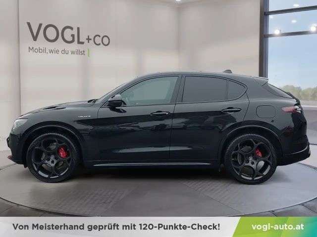 Alfa Romeo Stelvio AT8 Q4 Veloce