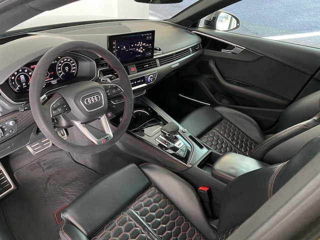 Audi RS4 Avant Quattro