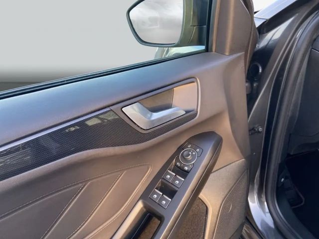 Ford Focus ST Line Wagon