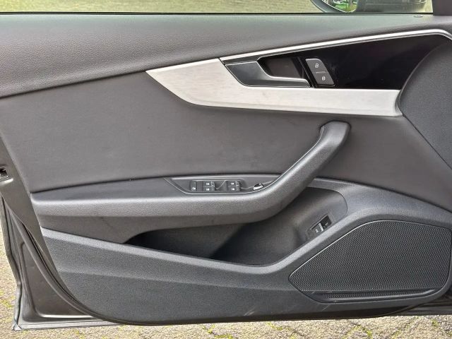 Audi A4 35 TDI Avant S-Line S-Tronic