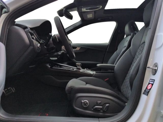 Audi RS4 Comp.+ Matrix ACC HuD Pano RS-AGA