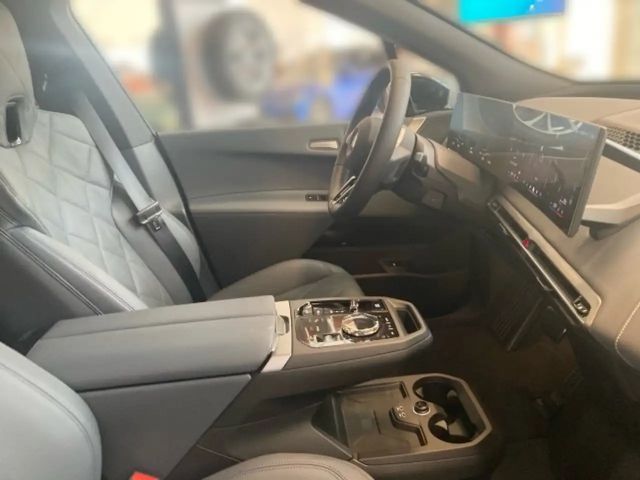 BMW iX xDrive45