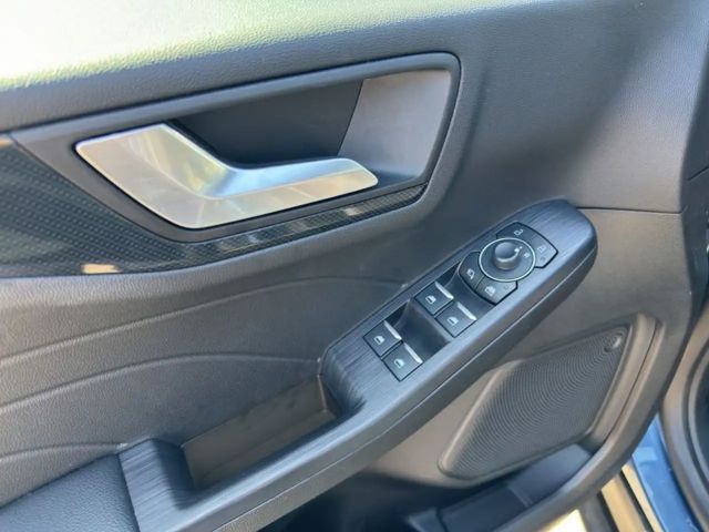 Ford Kuga Plug in Hybrid ST Line X