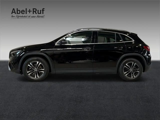 Mercedes-Benz GLA 200 GLA 200 d