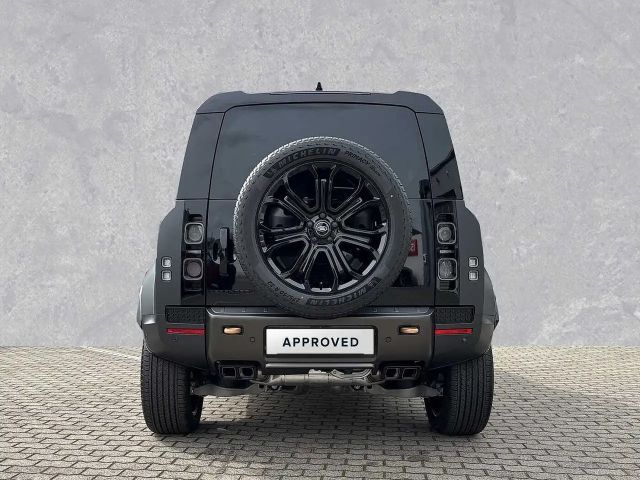 Land Rover Defender 110