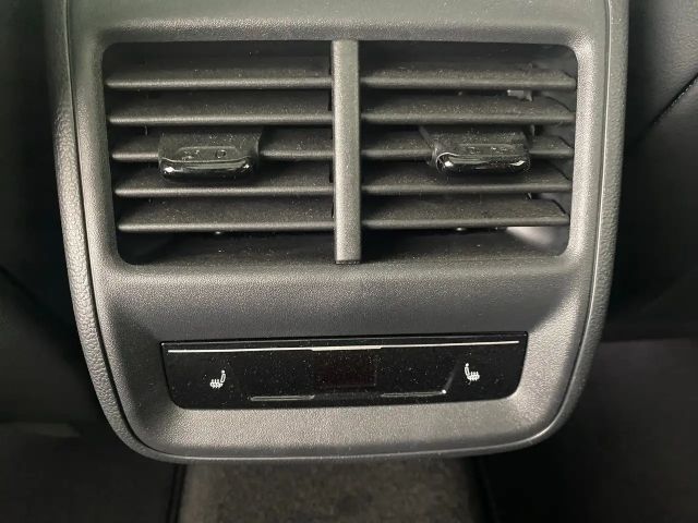 Volkswagen Passat DSG R-Line Variant