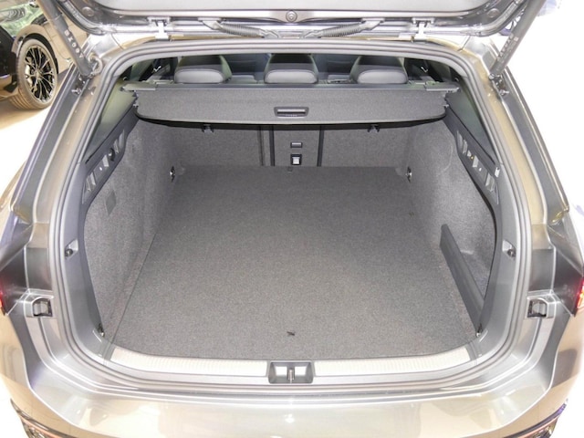 Volkswagen Passat DSG R-Line eHybrid