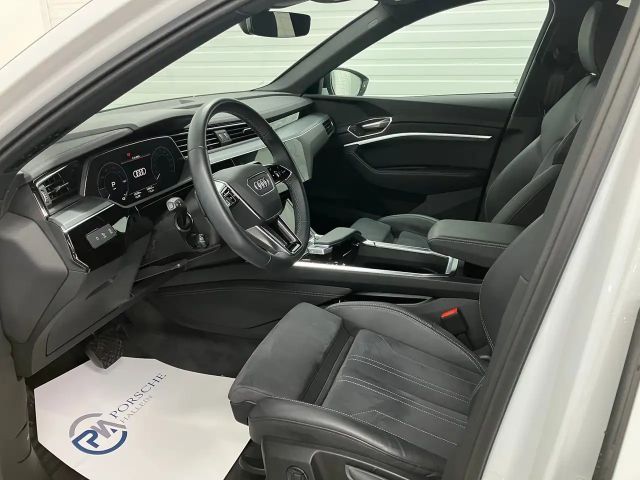 Audi Q8 e-tron 50 Business Quattro