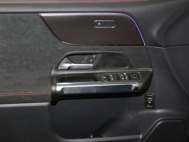 Mercedes-Benz GLB 220 4MATIC GLB 220 d