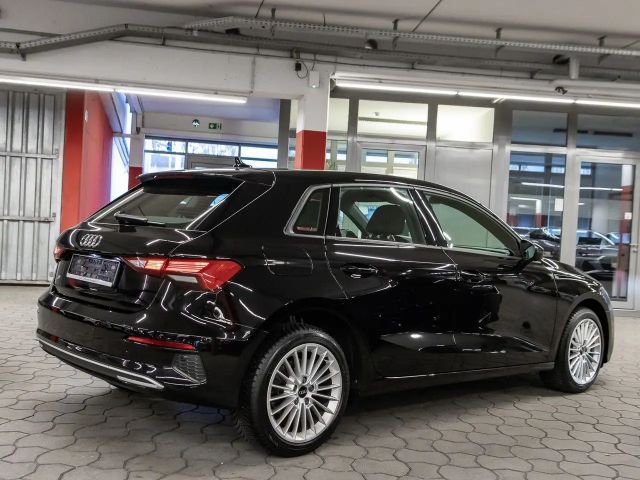 Audi A3 30 TFSI Sedan
