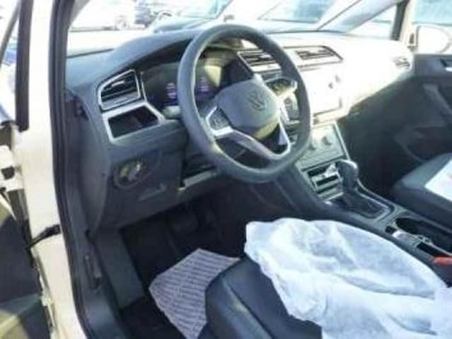 Volkswagen Touran 2.0 TDI DSG IQ.Drive