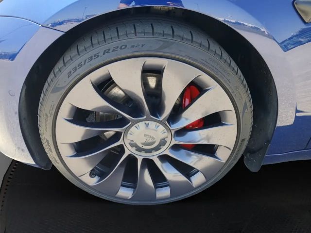 Tesla Model 3 AWD Dual Motor Performance