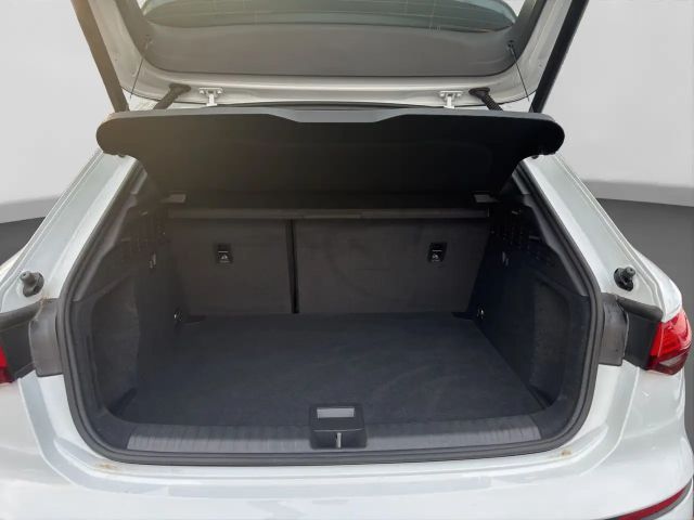 Audi A3 30 TFSI Sedan