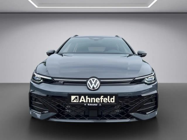 Volkswagen Golf R-Line Variant