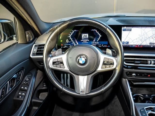 BMW 330 330d M-Sport Touring xDrive