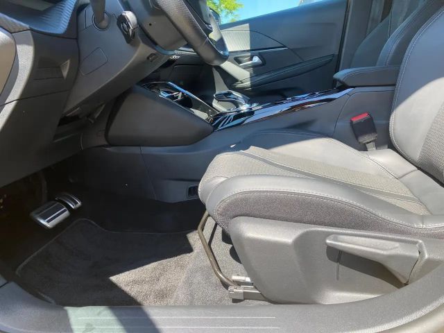 Peugeot E-208 GT-Line